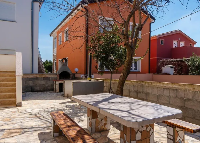 With Parking Space - 22948 Apartman